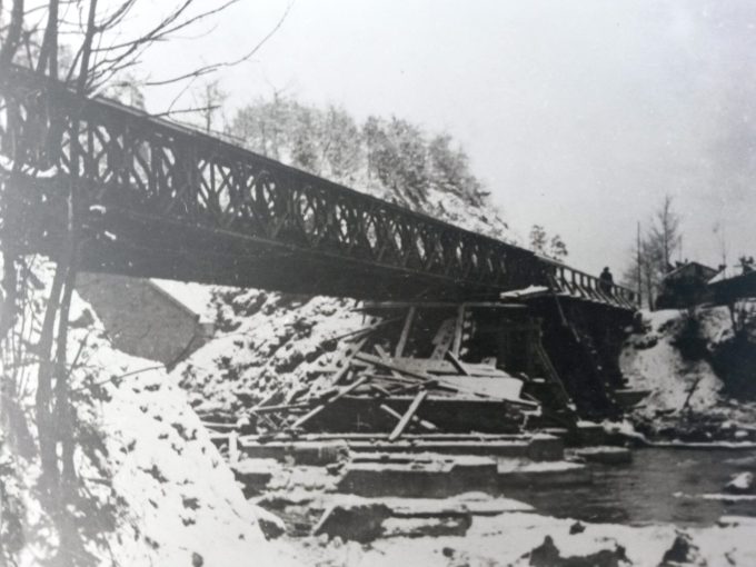 Le pont sur l&rsquo;Amblève &#8211; Guerre